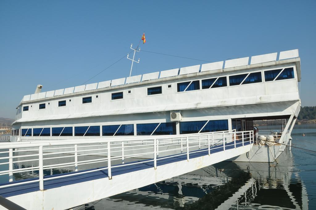 Hotel Brod Panini Veles Exterior photo