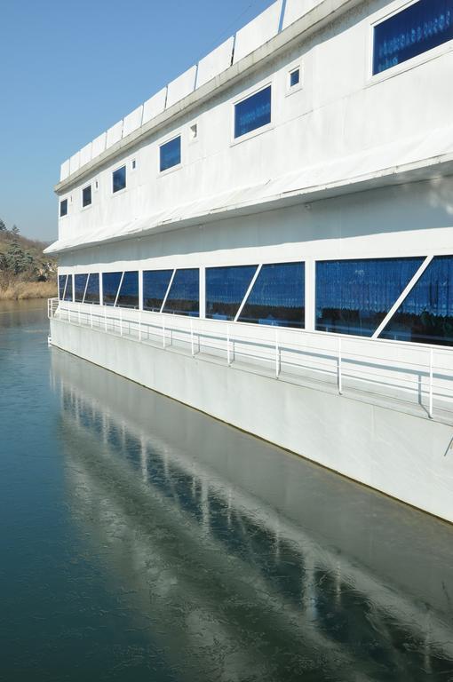 Hotel Brod Panini Veles Exterior photo