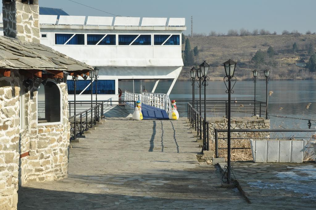 Hotel Brod Panini Veles Exterior photo