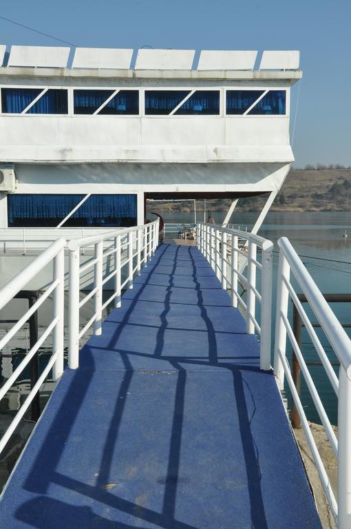 Hotel Brod Panini Veles Exterior photo